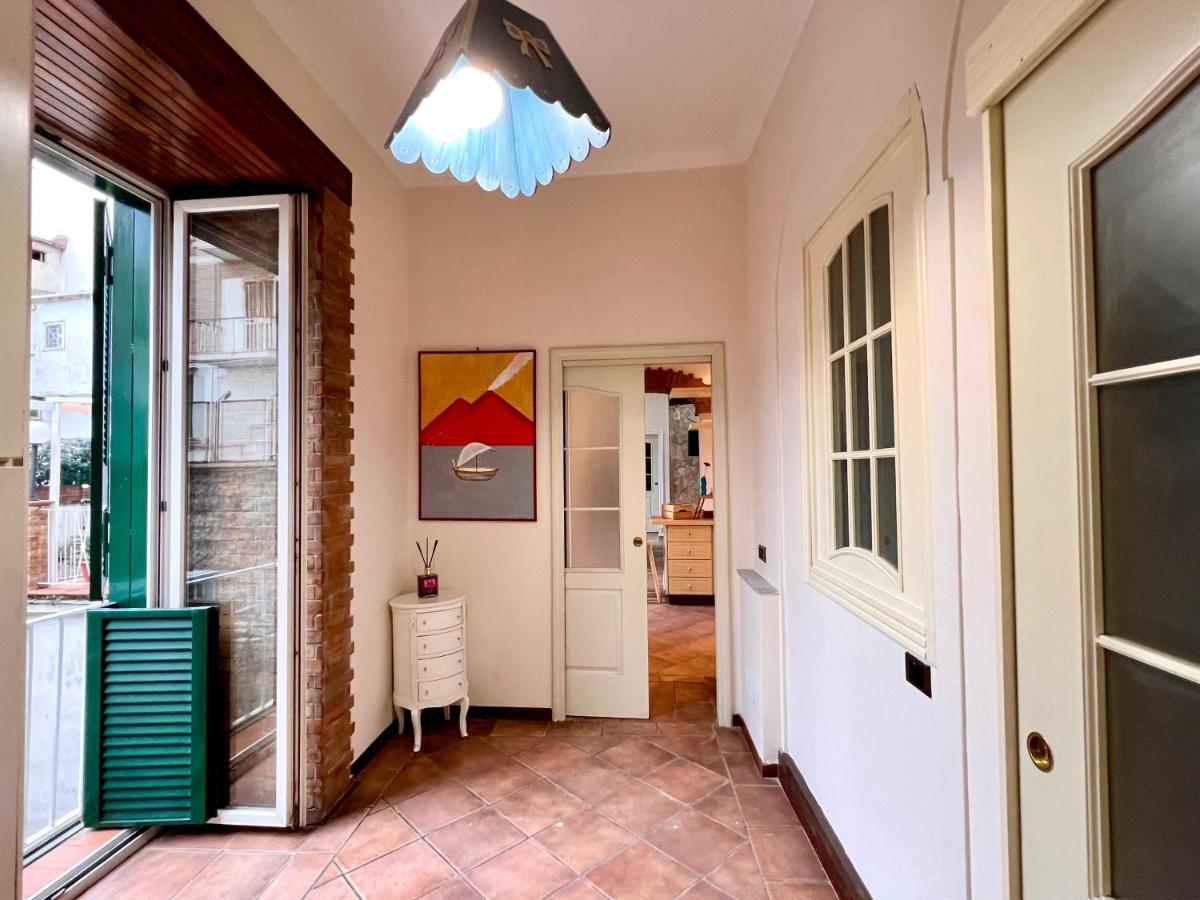 Ferienwohnung Domus Elena - Plebiscito Neapel Exterior foto